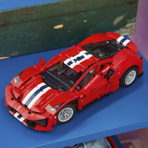 LEGO® Technic 42235 Ferrari 488 Pista Car