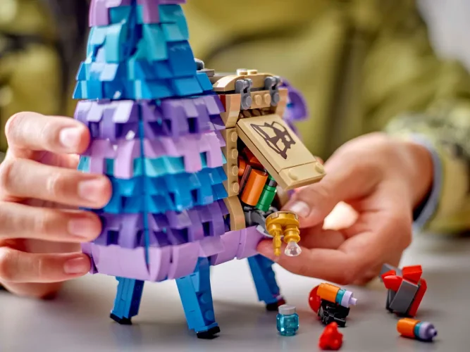 LEGO® Fortnite® 77071 Lama Zaopatrzeniowa