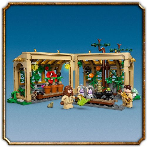 LEGO Harry Potter 76445 Bradavický hrad: Hodina bylinkářství