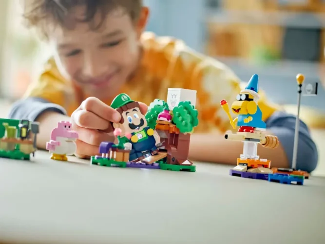 LEGO® Super Mario™ 71440 Aventuras interativas com o LEGO® Luigi™