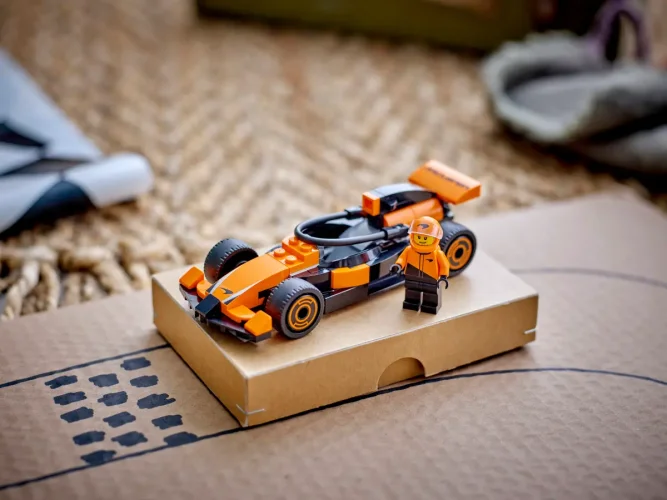 LEGO® City 60442 F1® coureur met McLaren racewagen