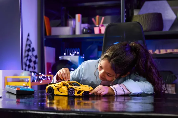 LEGO® Technic™ 42205 Chevrolet Corvette Stingray