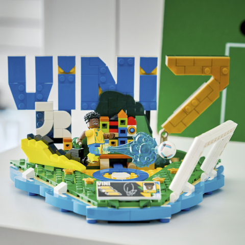 LEGO® LEGO® Editions 43027 Vini Jr. – Fußball-Highlights
