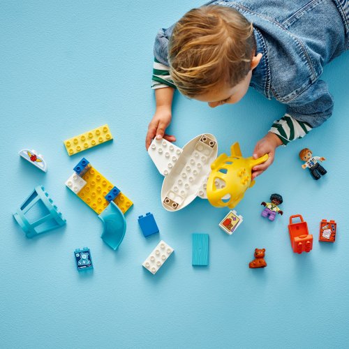 LEGO® DUPLO® 10443 Először a repülőtéren