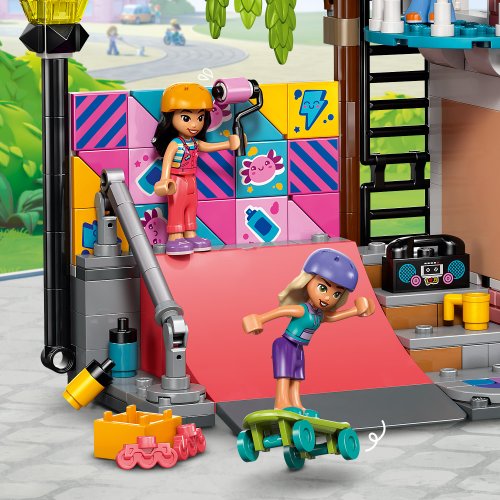 LEGO® Friends 42687 La maison de famille de Liann