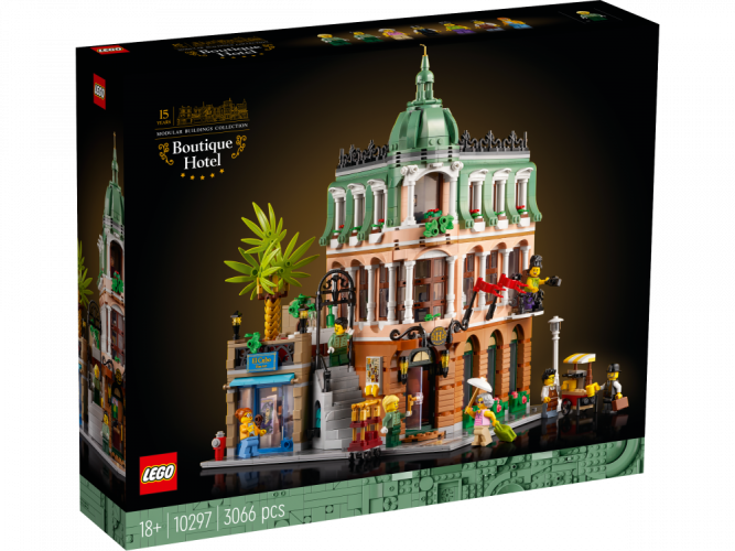 LEGO® Icons 10297 Boutique Hotel