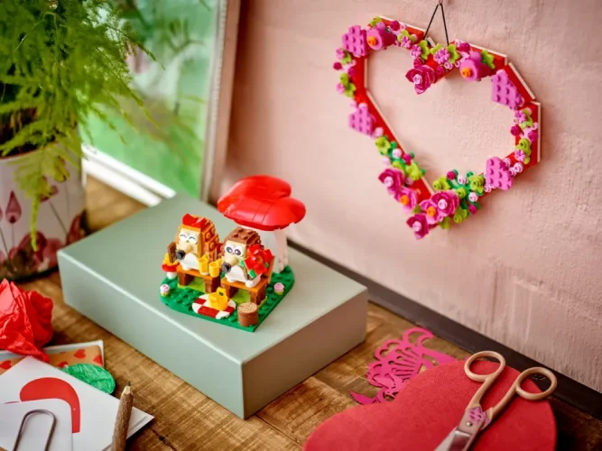 LEGO® 40711 Piknik pary jeżyków